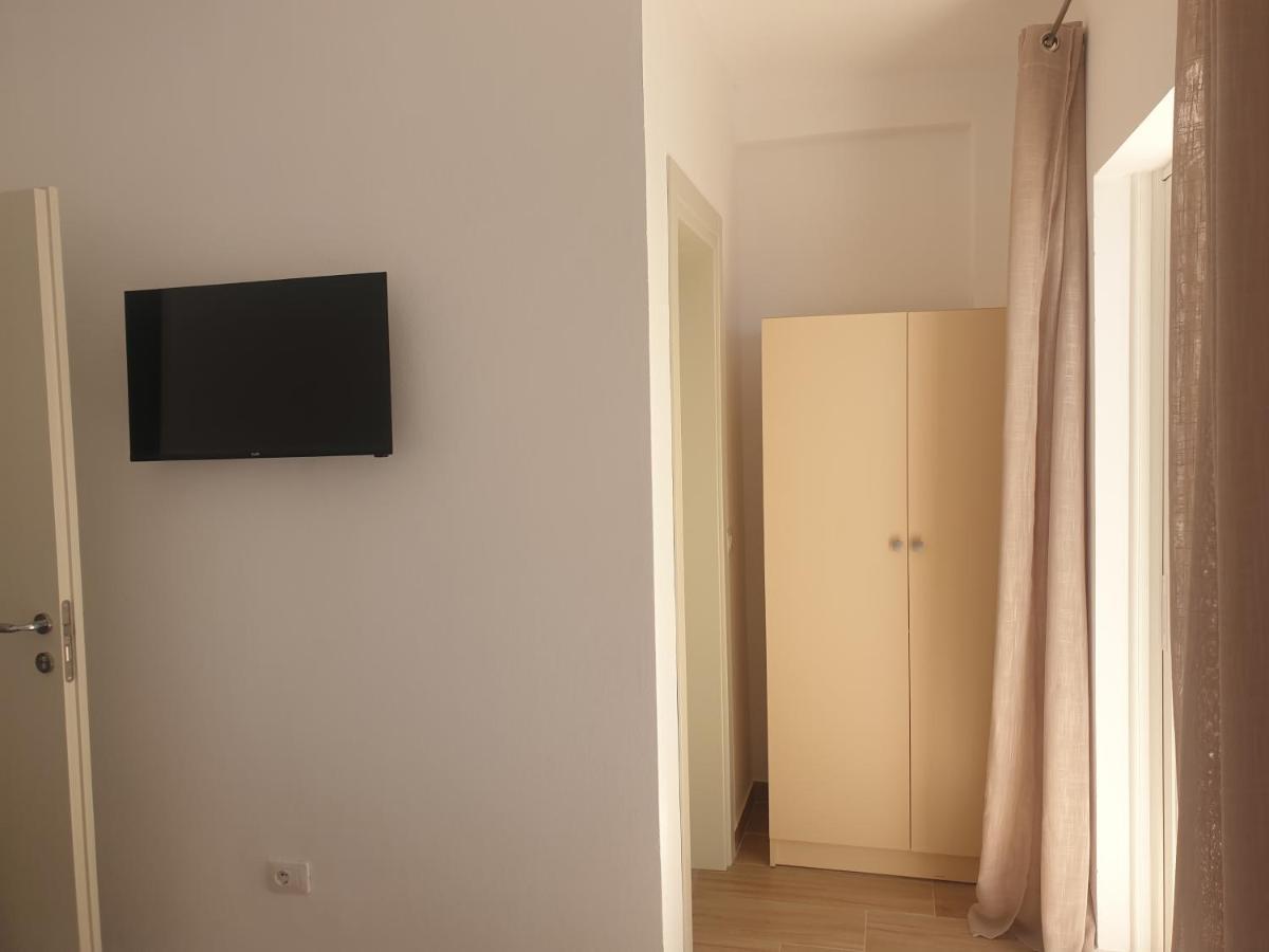 Rooms By George Dhërmi Buitenkant foto